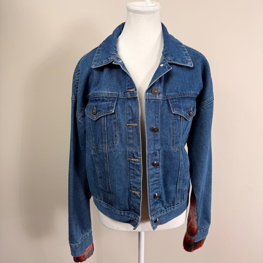 BKE Womens Medium Blue Denim Plaid Flannel Mixed Media Trucker Jacket Medium